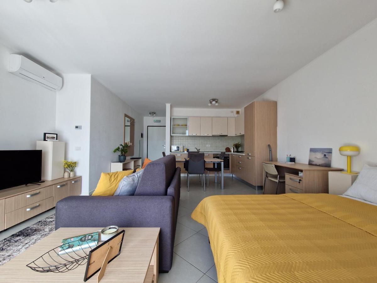 Central Skystudio Apartment Timisoara Exterior photo